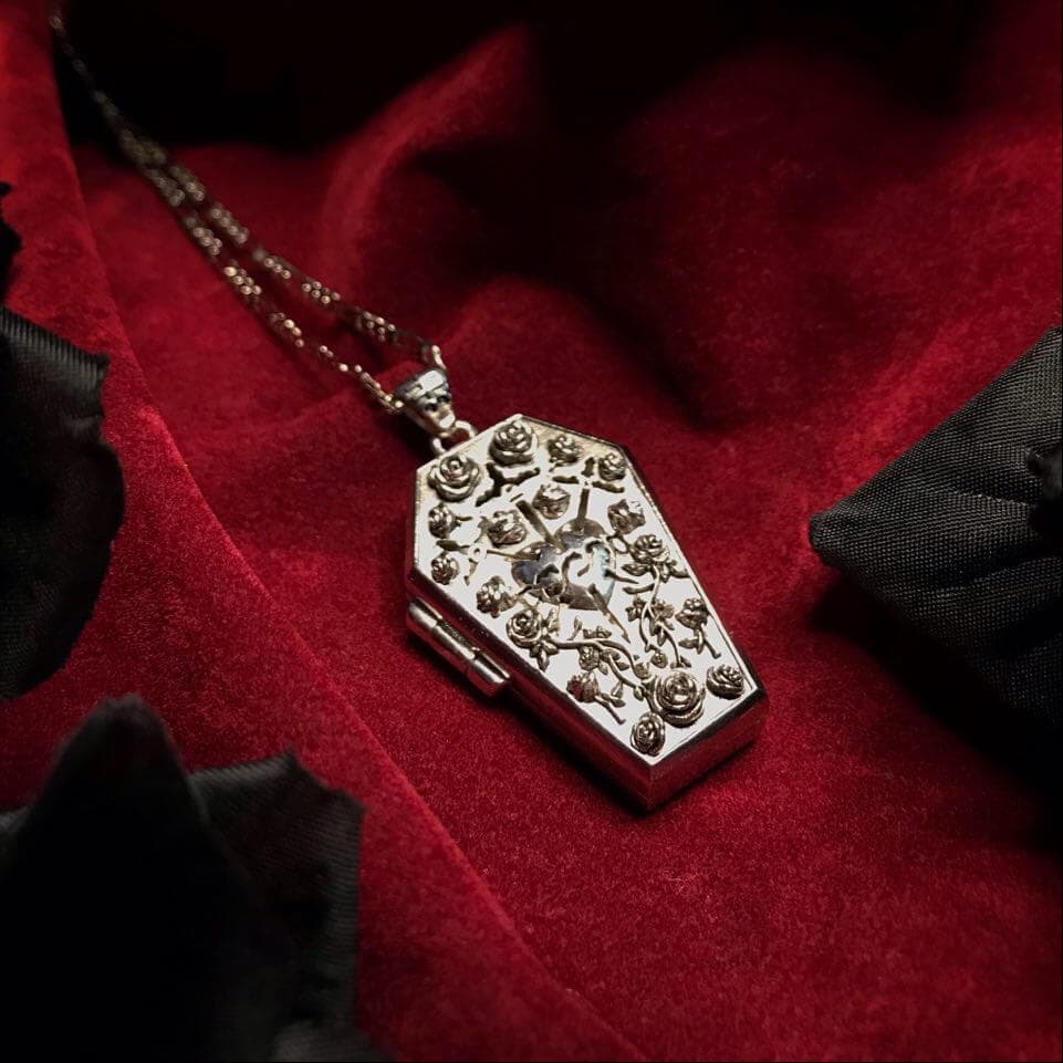 Moriuntur Locket Perfume Bottle