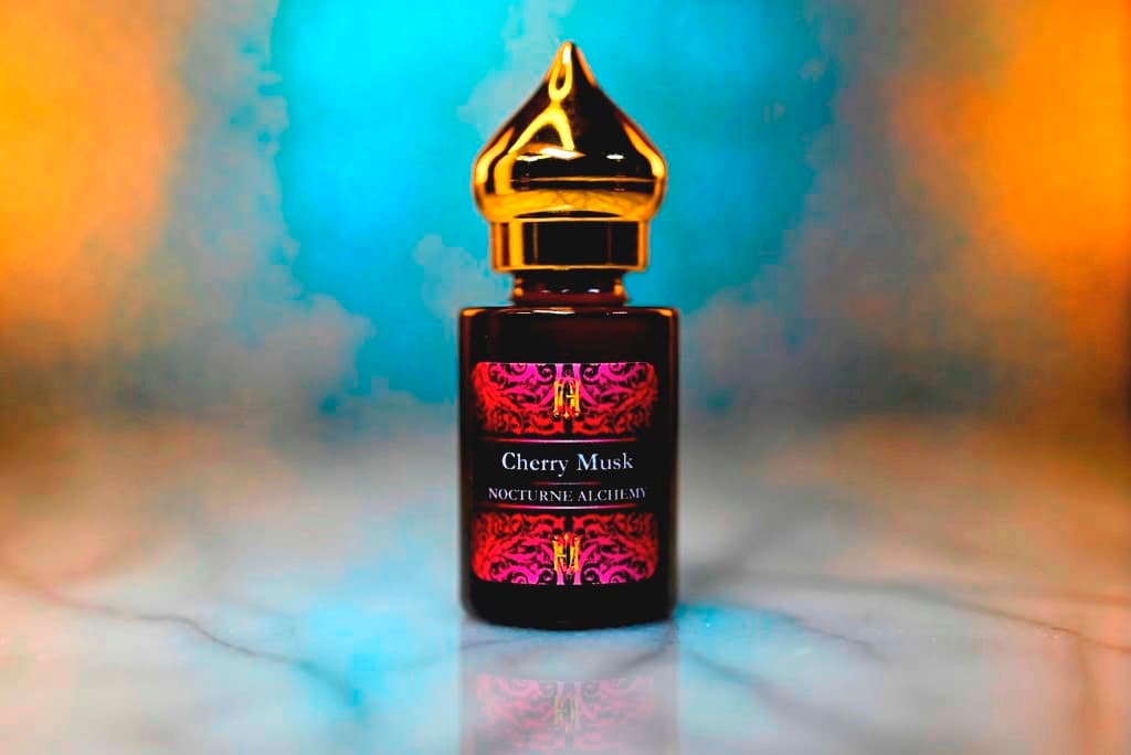 Em: Mallow Musk Perfume Bottle