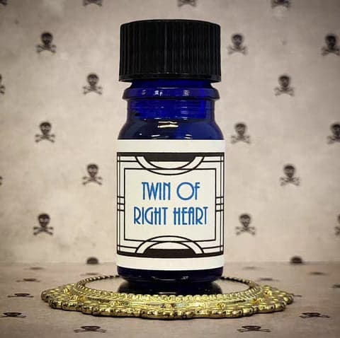 Twin of the Right Heart by Nui Cobalt Designs