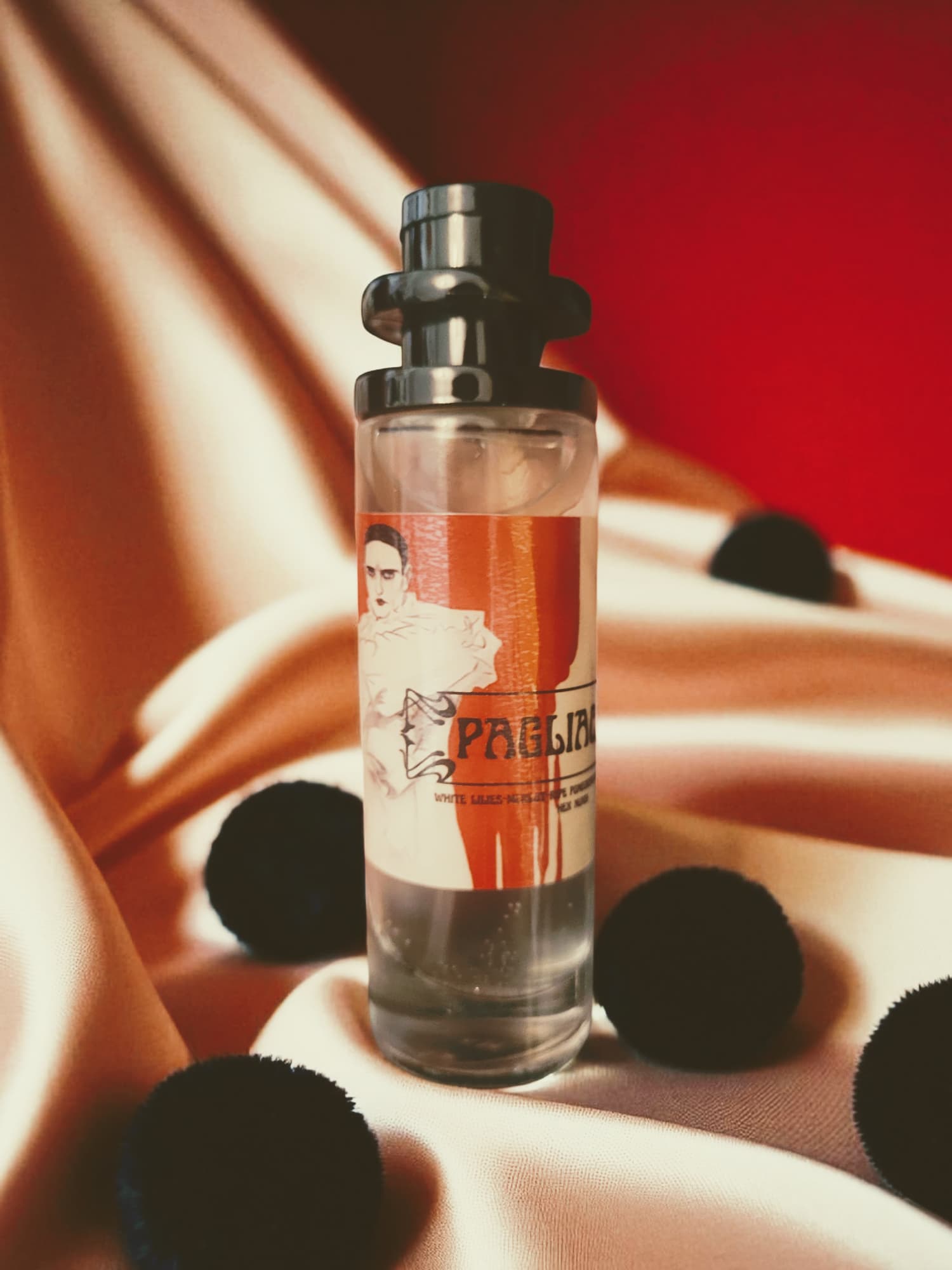 Pagliacci Parfum by Hex Mundi