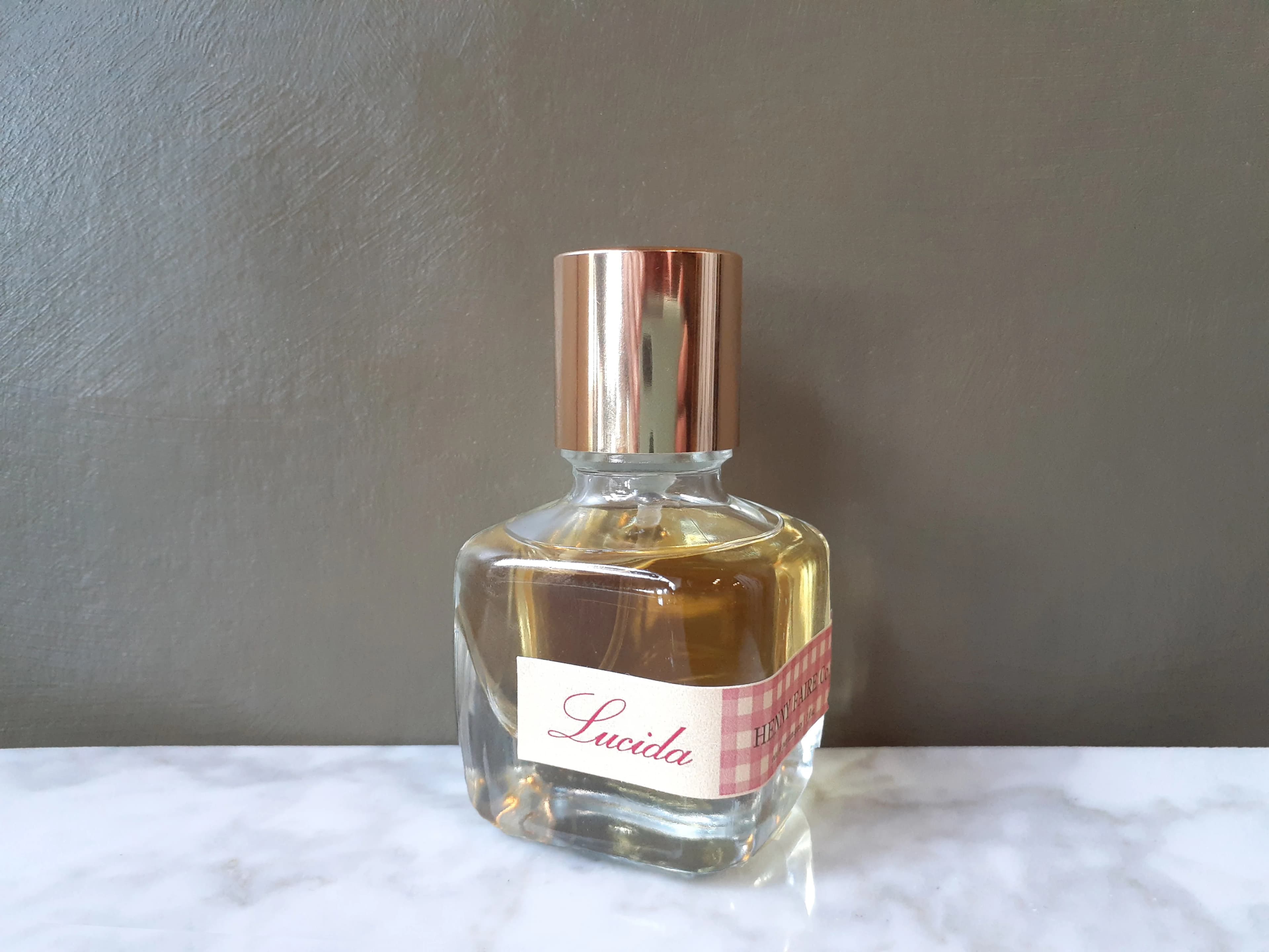 LUCIDA Perfume Bottle