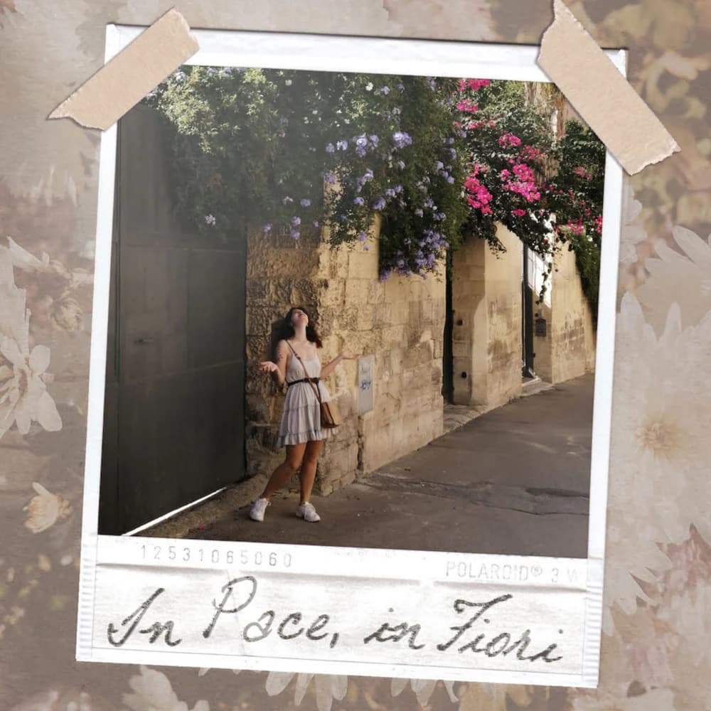 In Pace, In Fiori Perfume Bottle