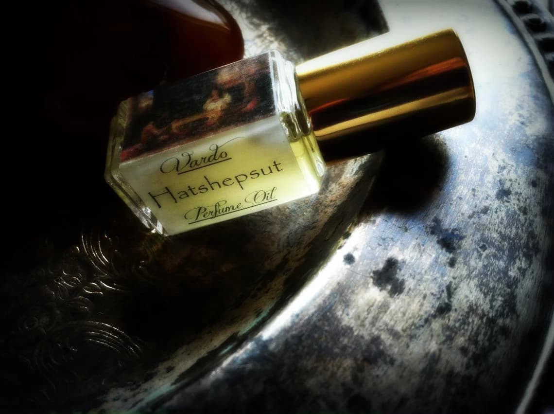 Hatshepsut - Traveling Vardo Perfume Bottle