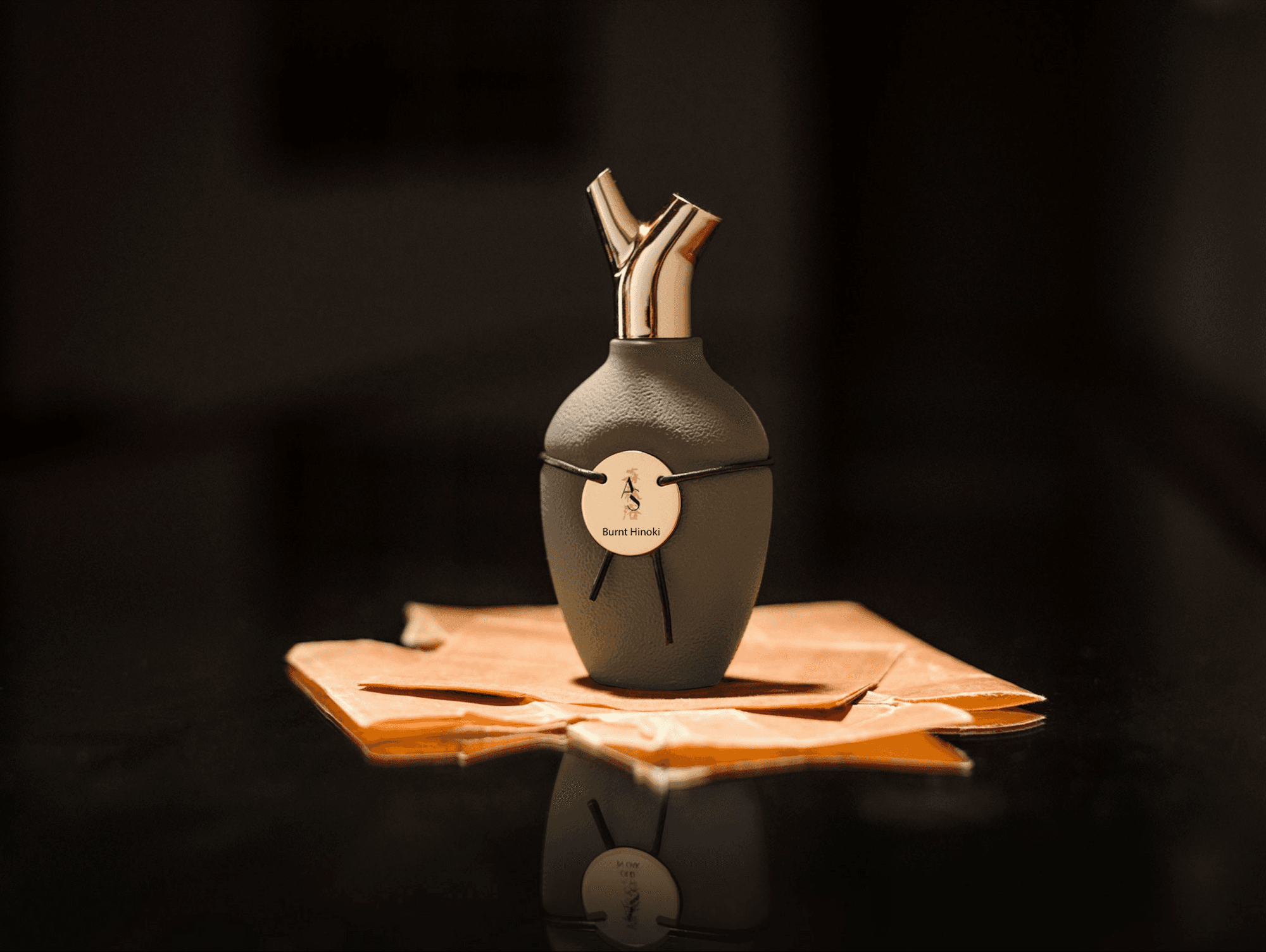 Burnt Hinoki Perfume Bottle
