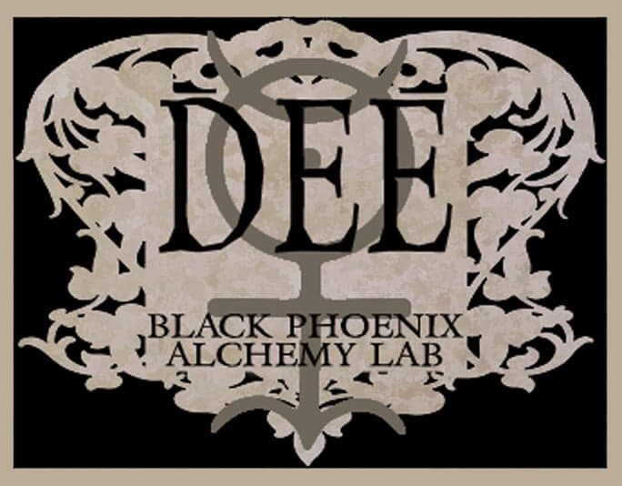 Dee Perfume Bottle
