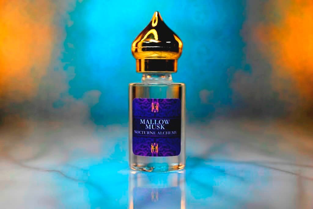 Em: Cuir Musk Perfume Bottle