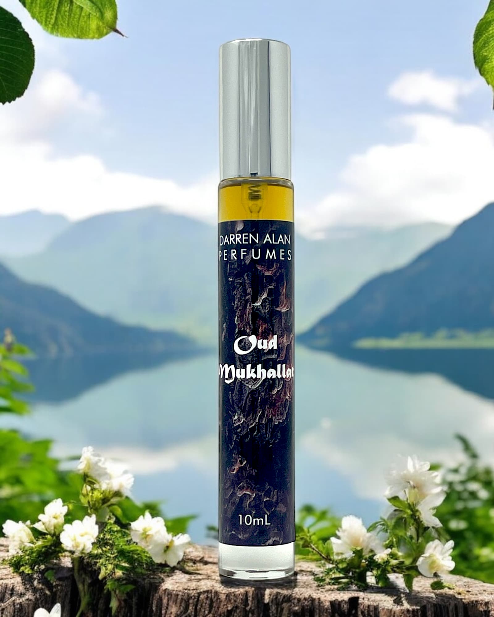 Oud Mukhallat Perfume Bottle