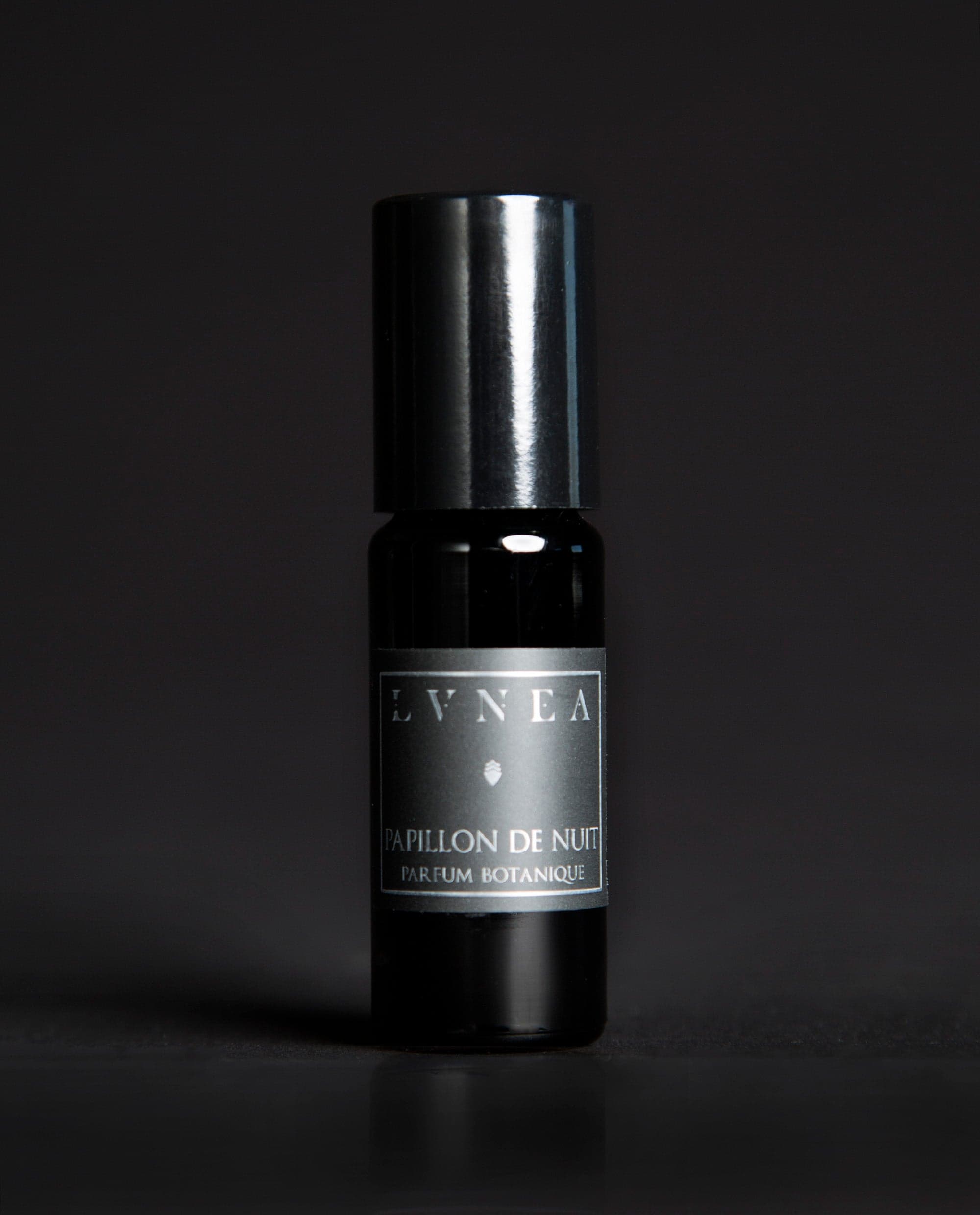 Papillon De Nuit by Lvnea