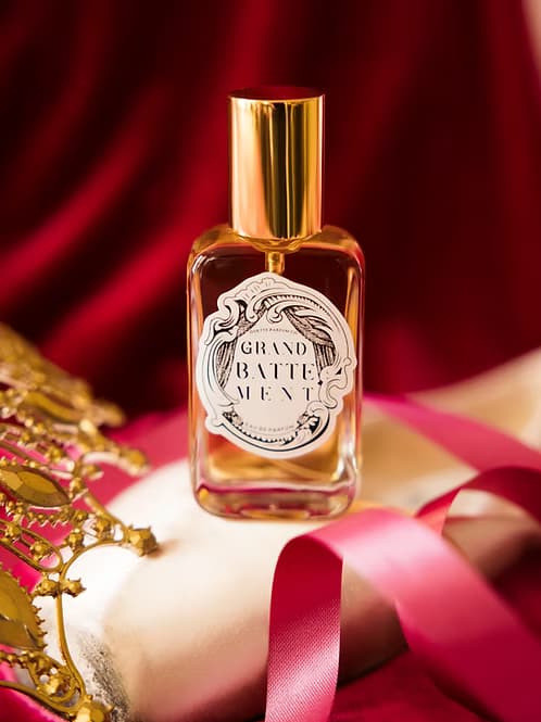 GRAND BATTEMENT Perfume Bottle